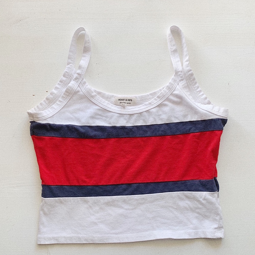 Red / white / blue crop